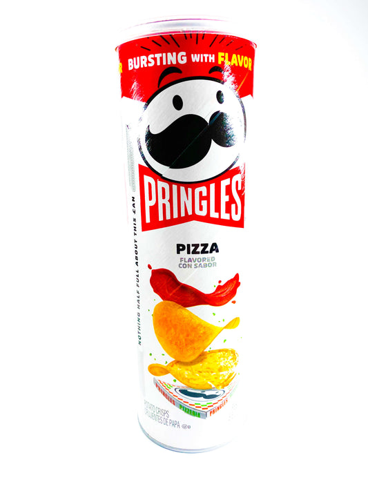 Frontansicht der Pringels Chips Dose in der USA Pizza Edition